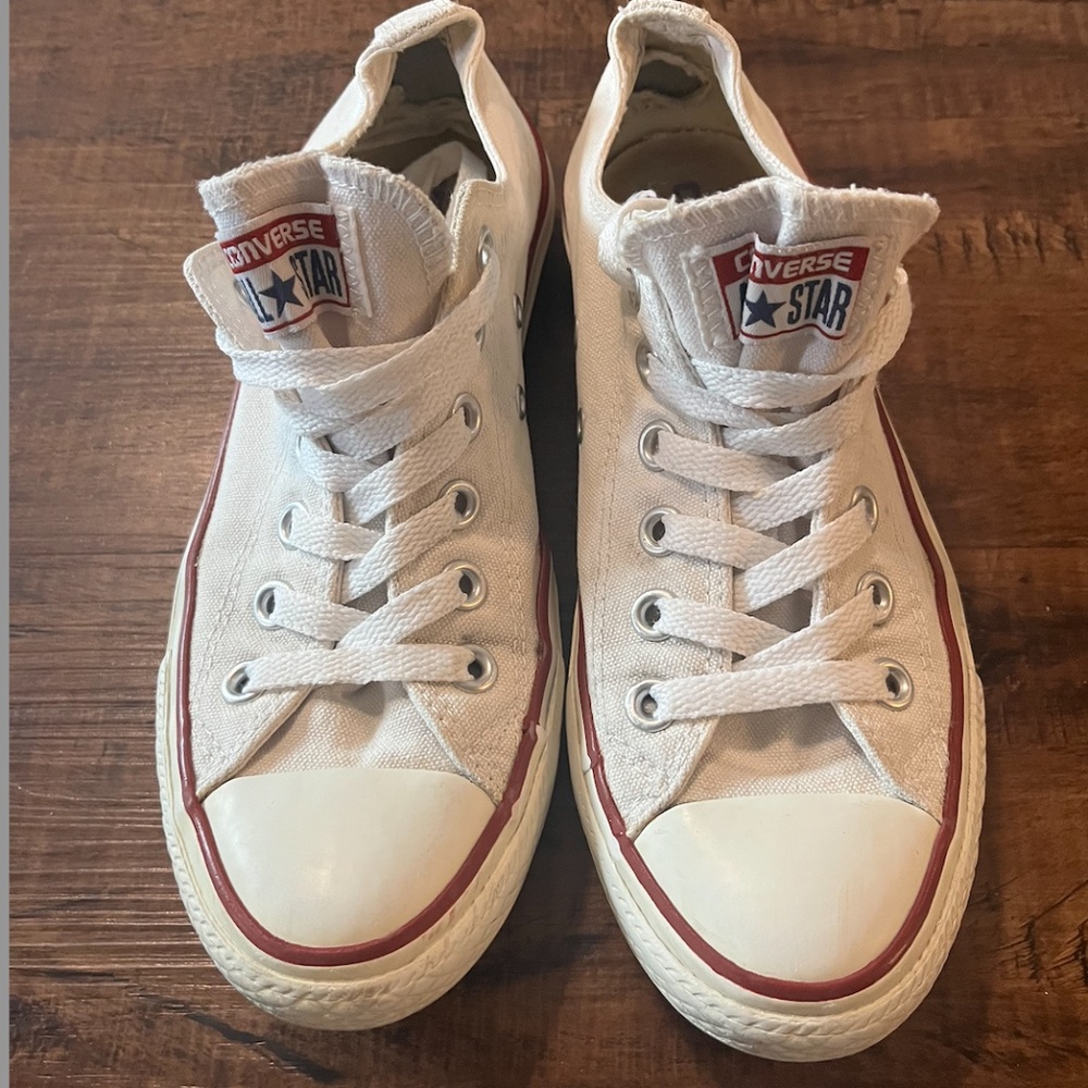 🤍 Converse Chuck Taylor All Star Low — White (Women’s 6.5)
